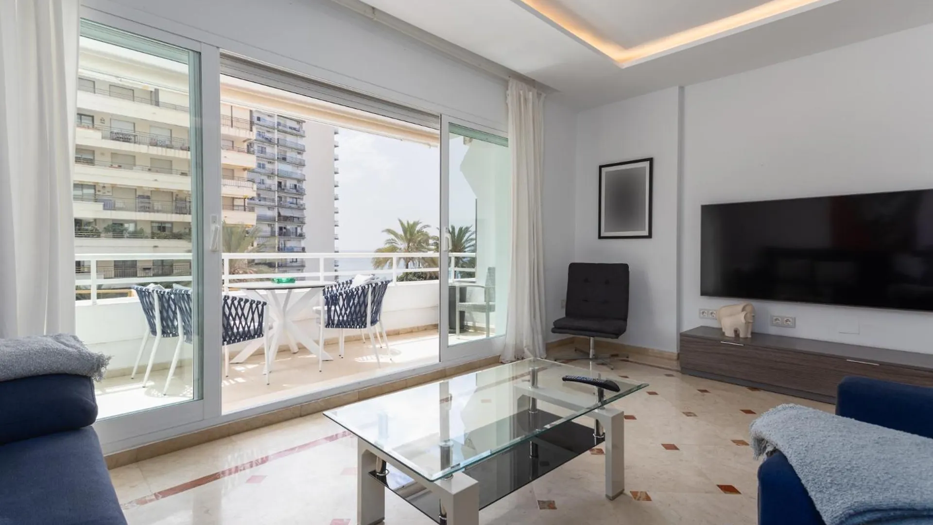 Mtr - Marbella Temporary Rent 3 Bedrooms Av Del Mar Apartment