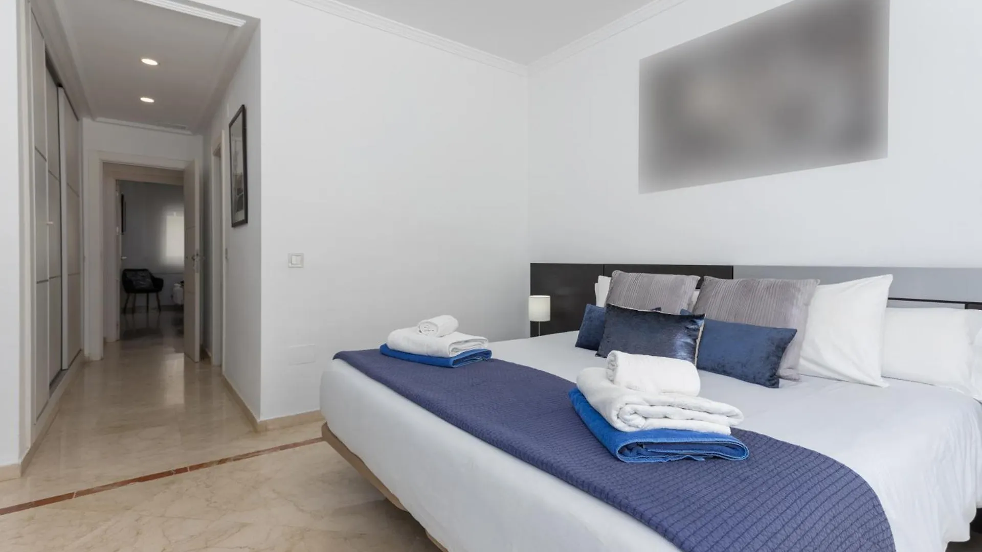 Apartment Mtr - Marbella Temporary Rent 3 Bedrooms Av Del Mar